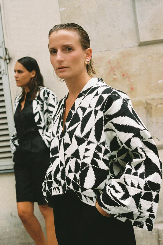 Superposition et layering : secrets d’un look moderne