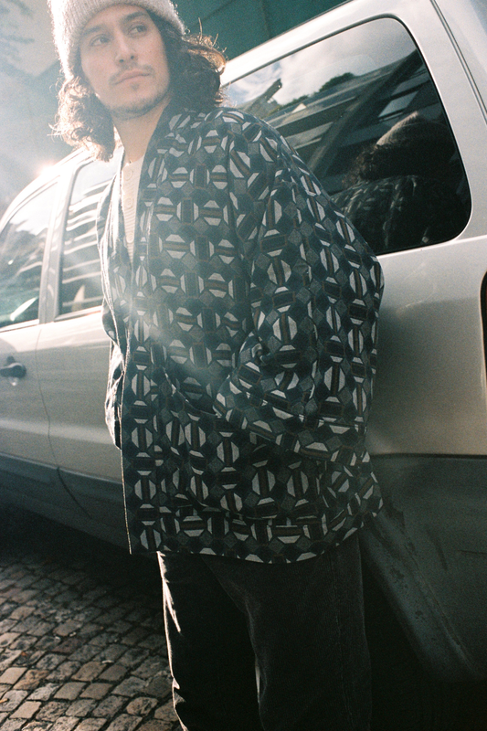 Kimono homme : blazer alternatif ou pièce forte ?